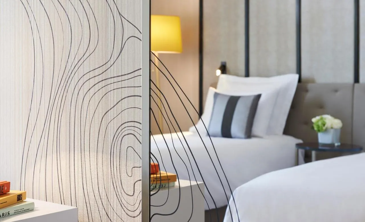 Renaissance Paris La Defense 4* Puteaux