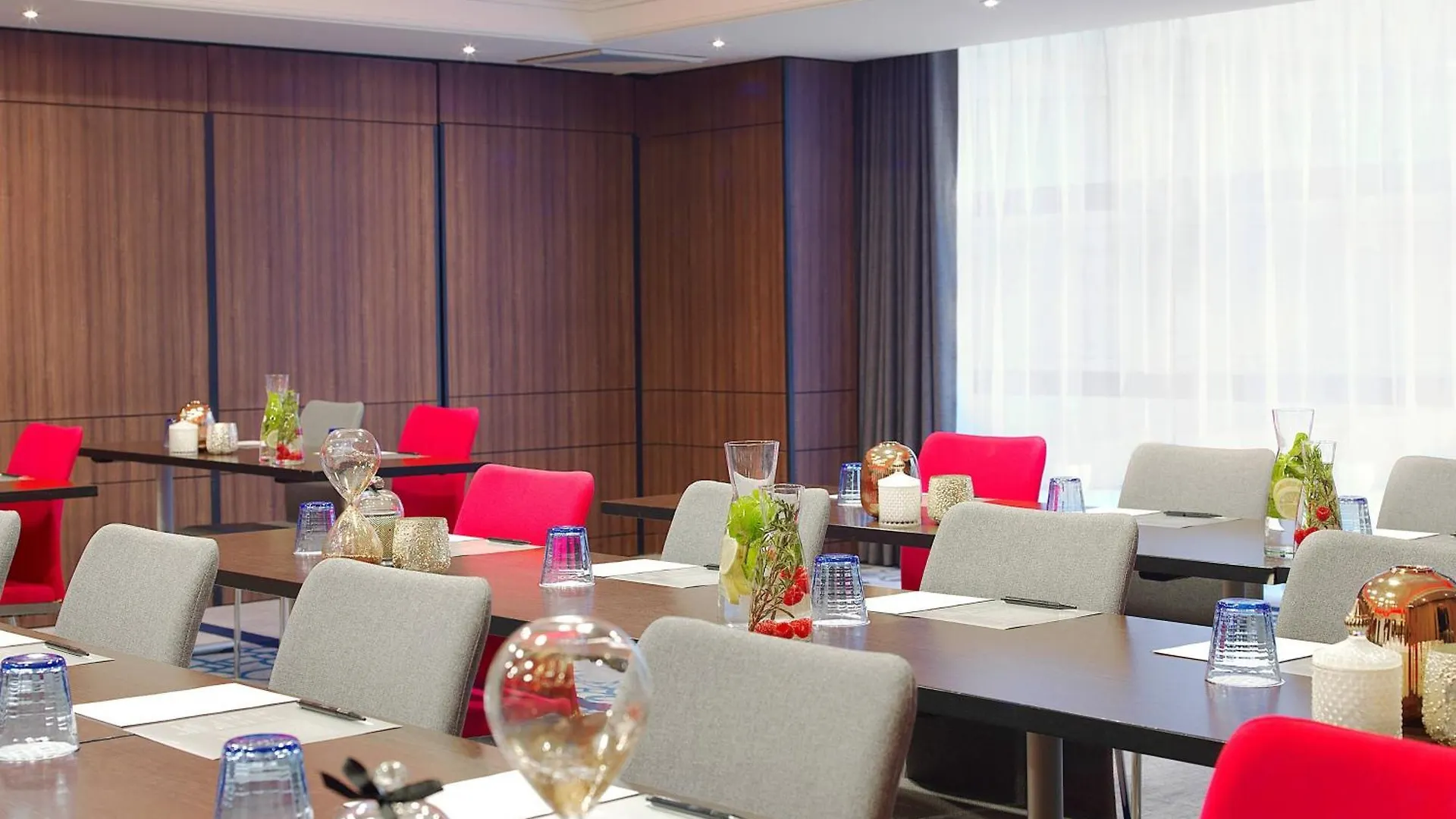 Hotel Renaissance Paris La Defense