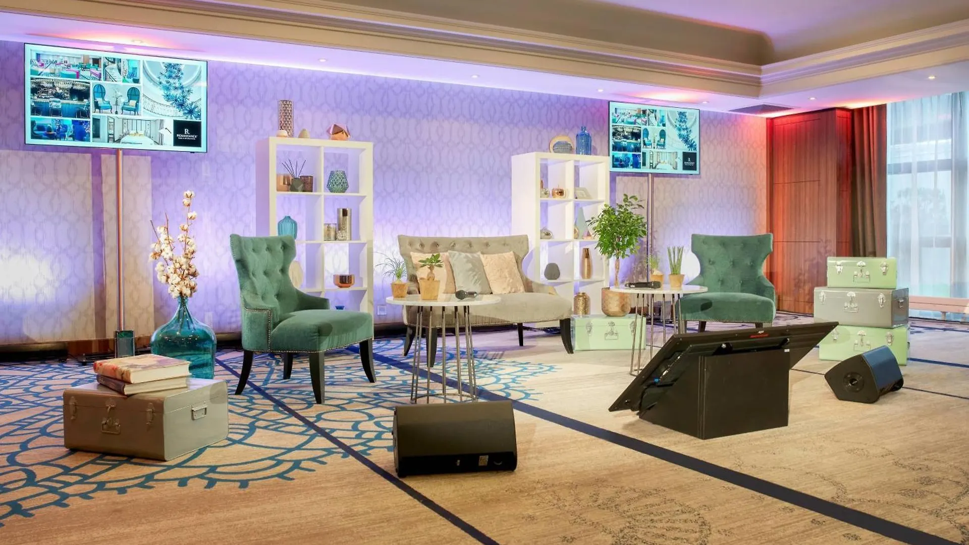 Renaissance Paris La Defense Hotel Puteaux