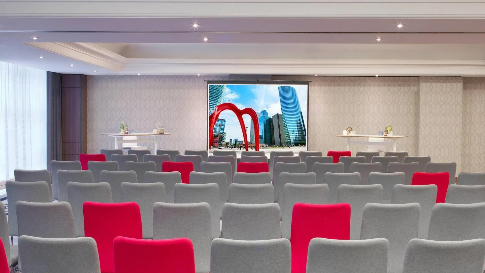 Renaissance Paris La Defense Hotel