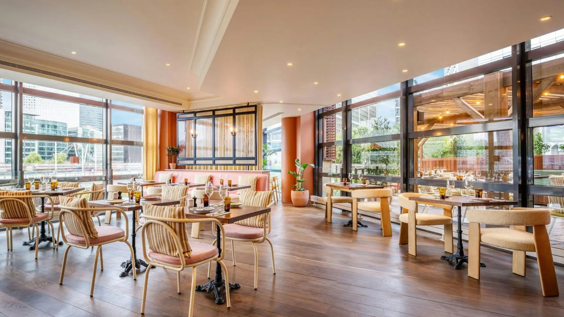 Renaissance Paris La Defense Hotel Puteaux