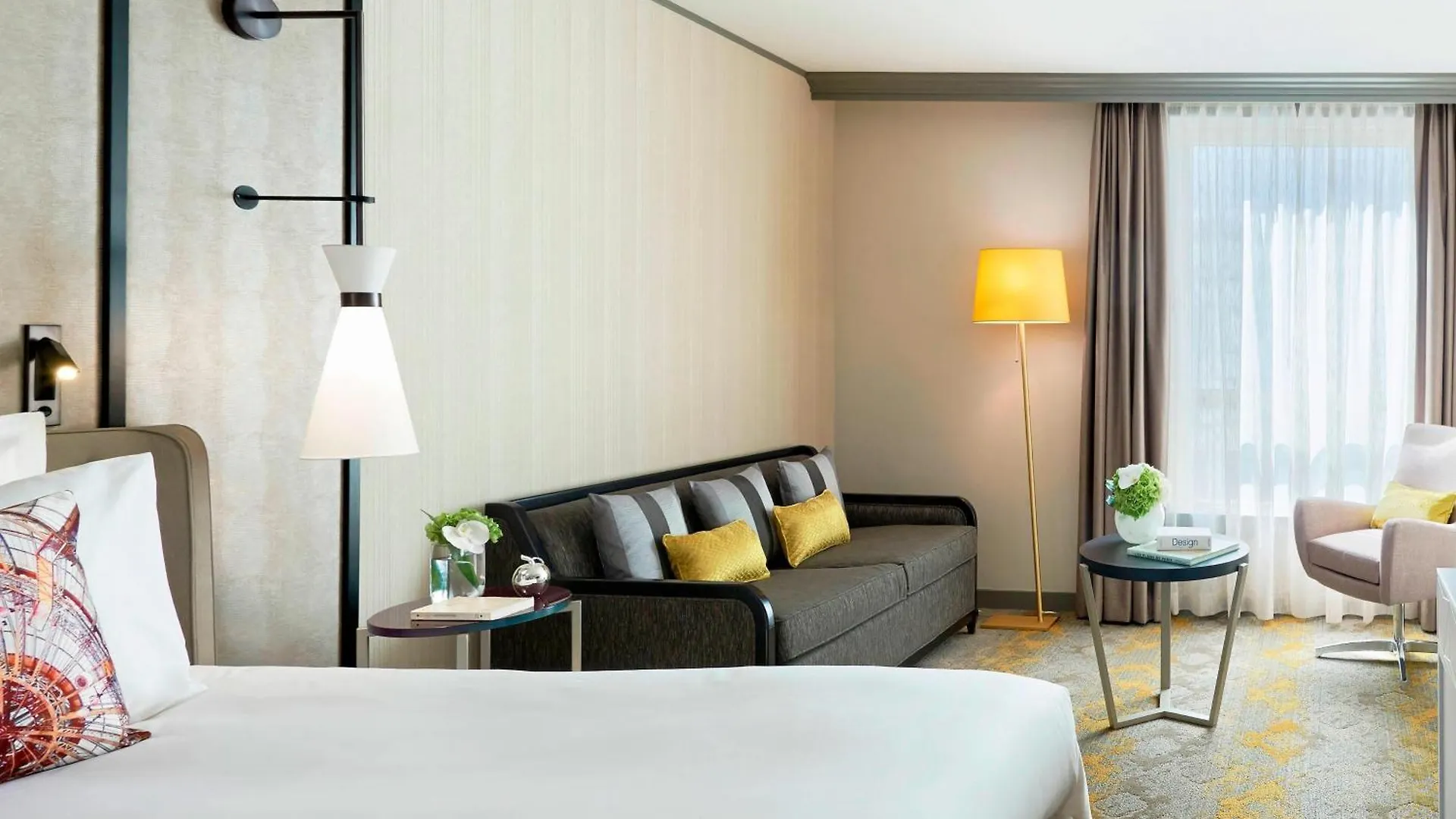 Hotel Renaissance Paris La Defense Puteaux