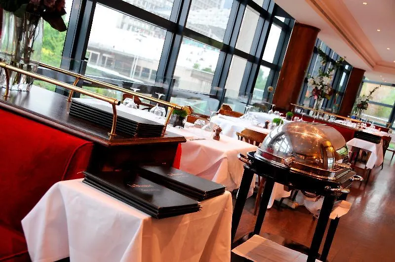 Hotel Renaissance Paris La Defense Puteaux